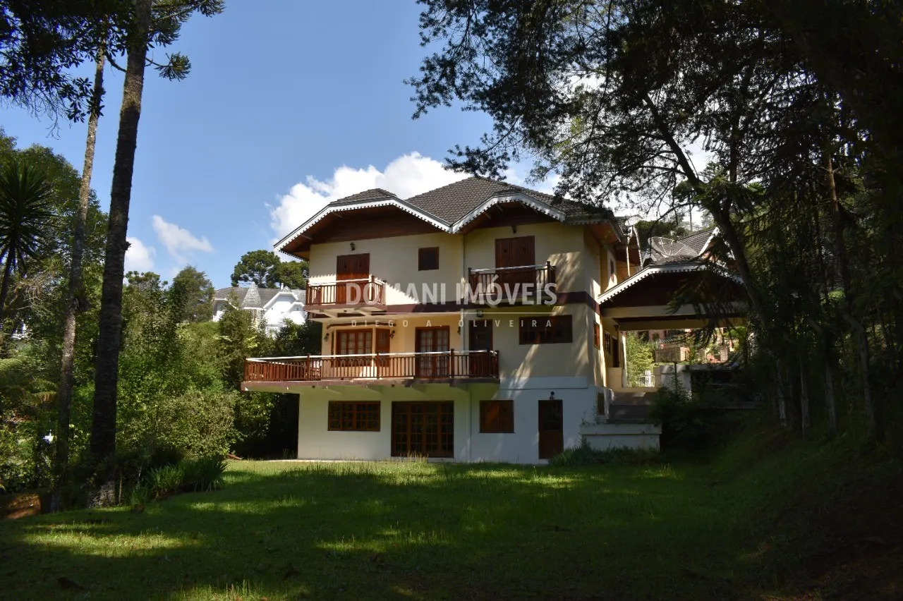 Casa à venda de 1.630 m² em Campos do Jordão, SP, Brasil