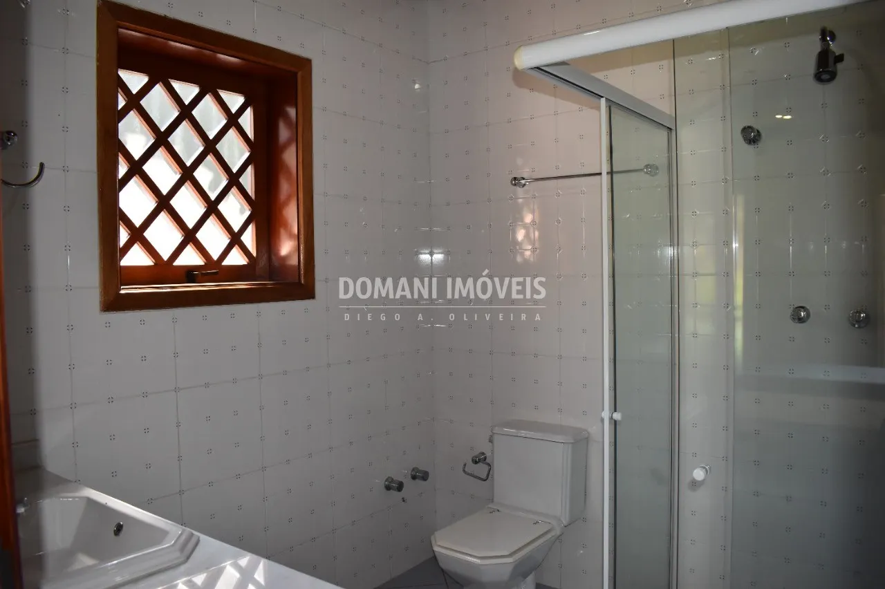 Casa à venda de 1.630 m² em Campos do Jordão, SP, Brasil