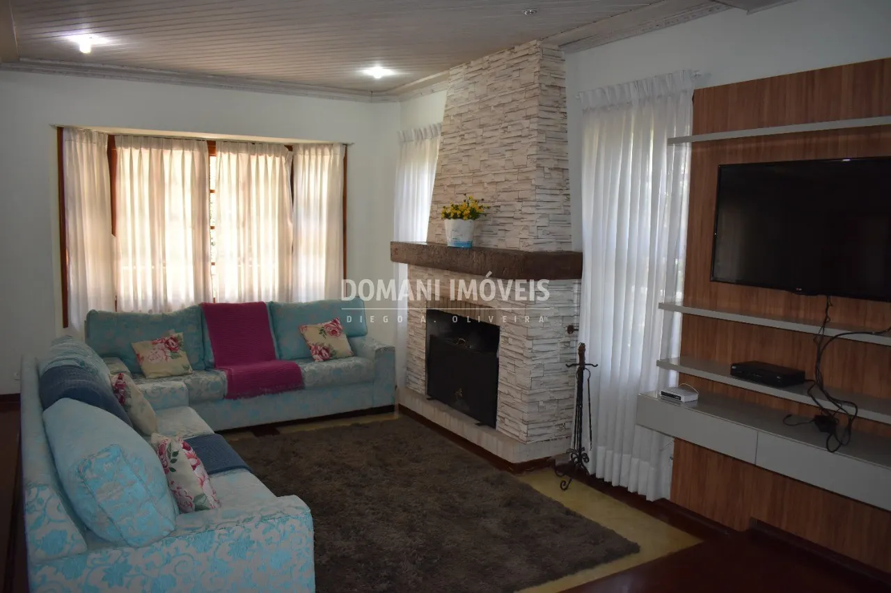 Casa à venda de 1.630 m² em Campos do Jordão, SP, Brasil