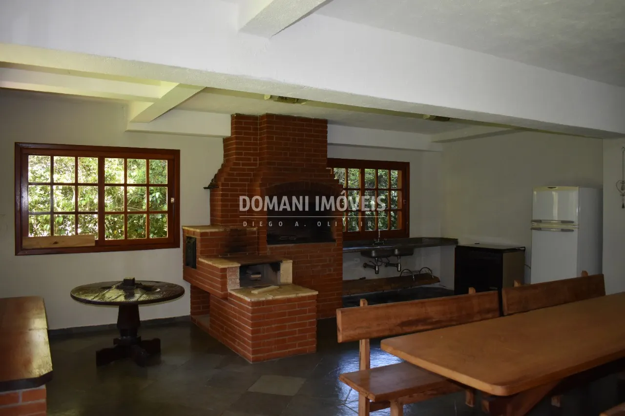 Casa à venda de 1.630 m² em Campos do Jordão, SP, Brasil