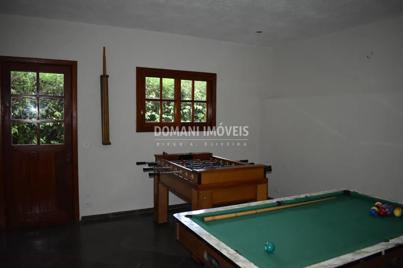 Casa à venda de 1.630 m² em Campos do Jordão, SP, Brasil