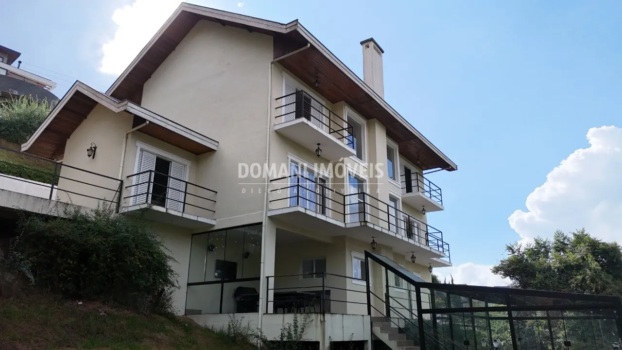 Casa à venda de 1.450 m² em Campos do Jordão, SP, Brasil