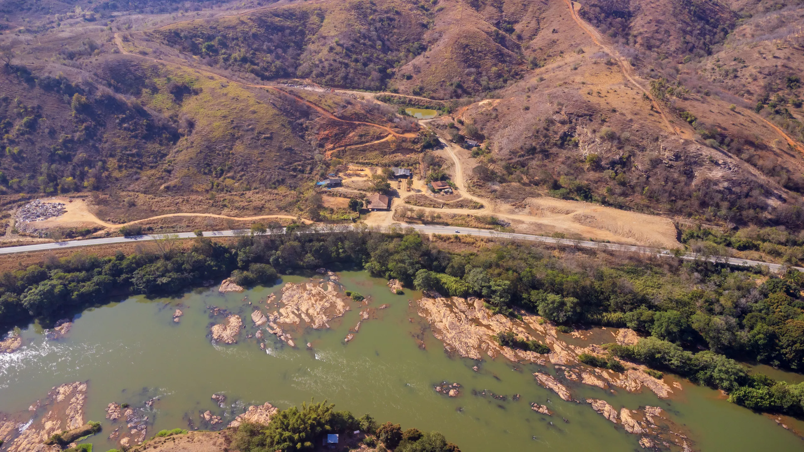 Terreno à venda de 12 ha em Governador Valadares, MG, Brasil