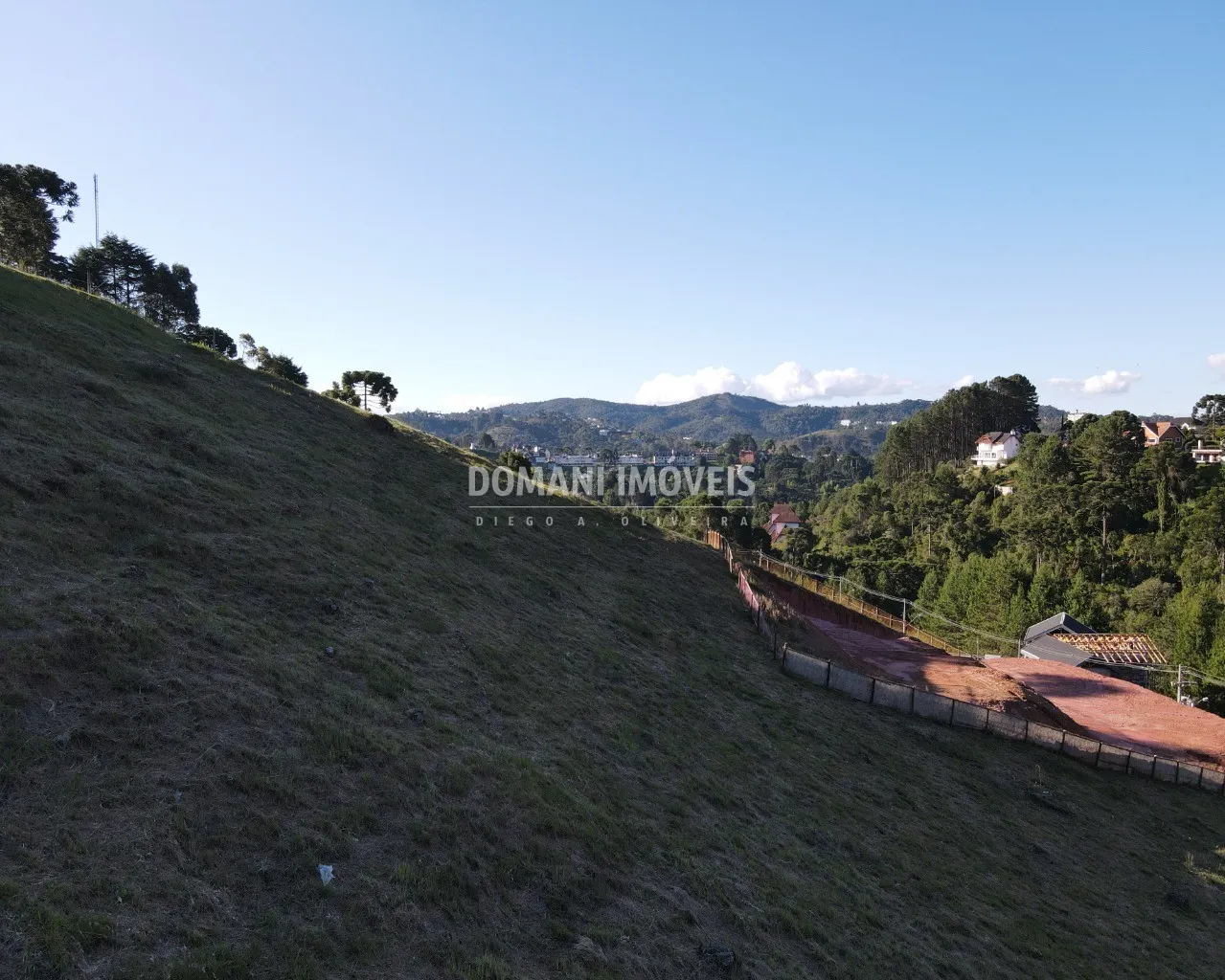Plot for sale of 1,110 m² in Campos do Jordão, SP, Brazil
