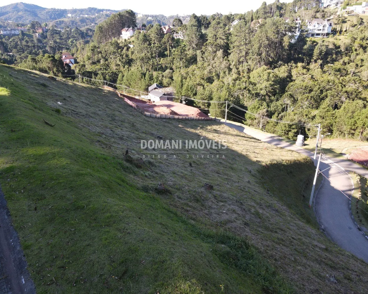 Plot for sale of 1,110 m² in Campos do Jordão, SP, Brazil