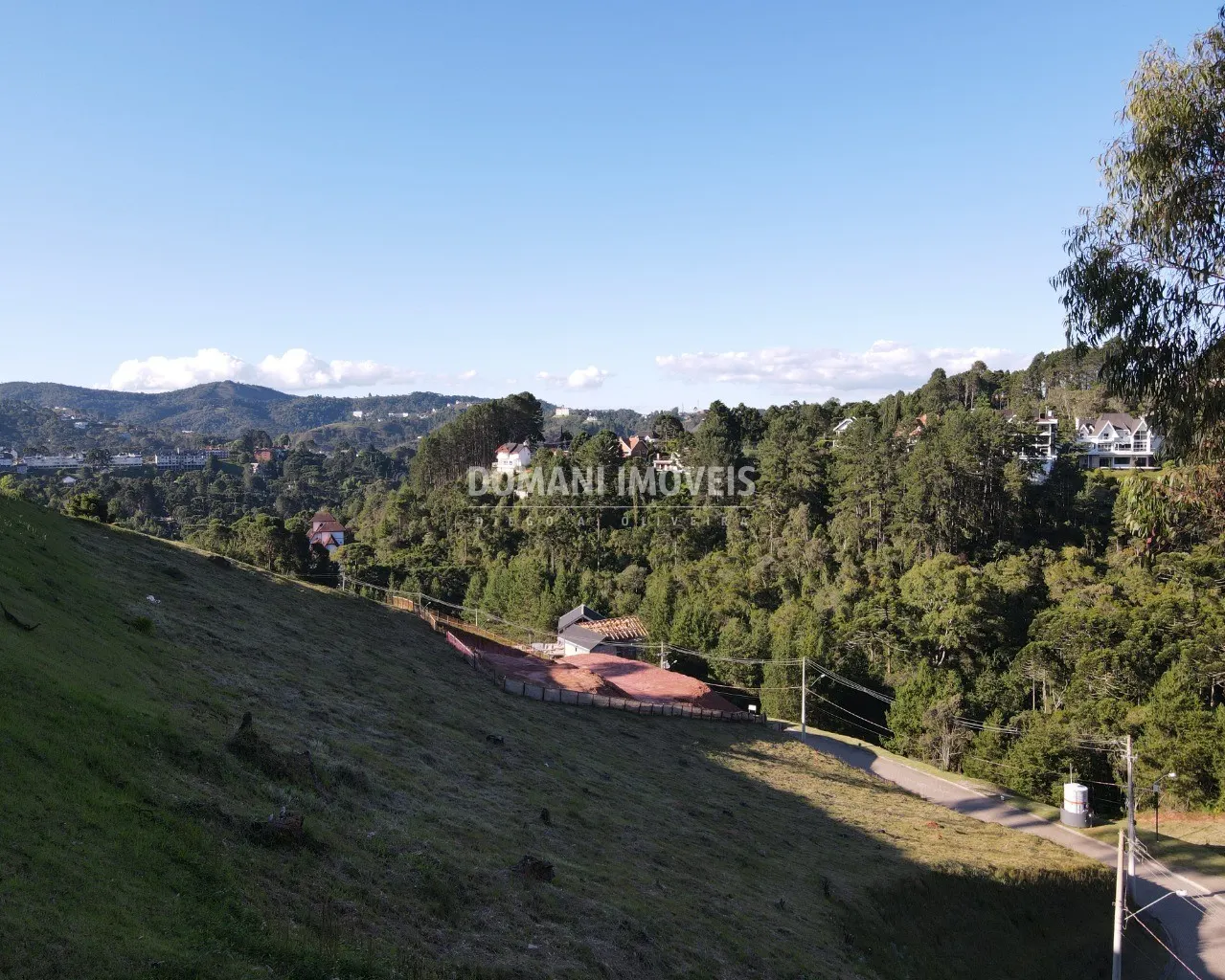 Plot for sale of 1,110 m² in Campos do Jordão, SP, Brazil