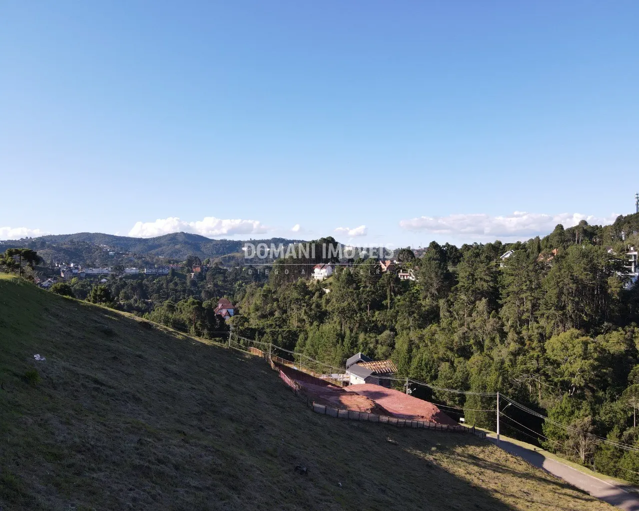 Plot for sale of 1,110 m² in Campos do Jordão, SP, Brazil
