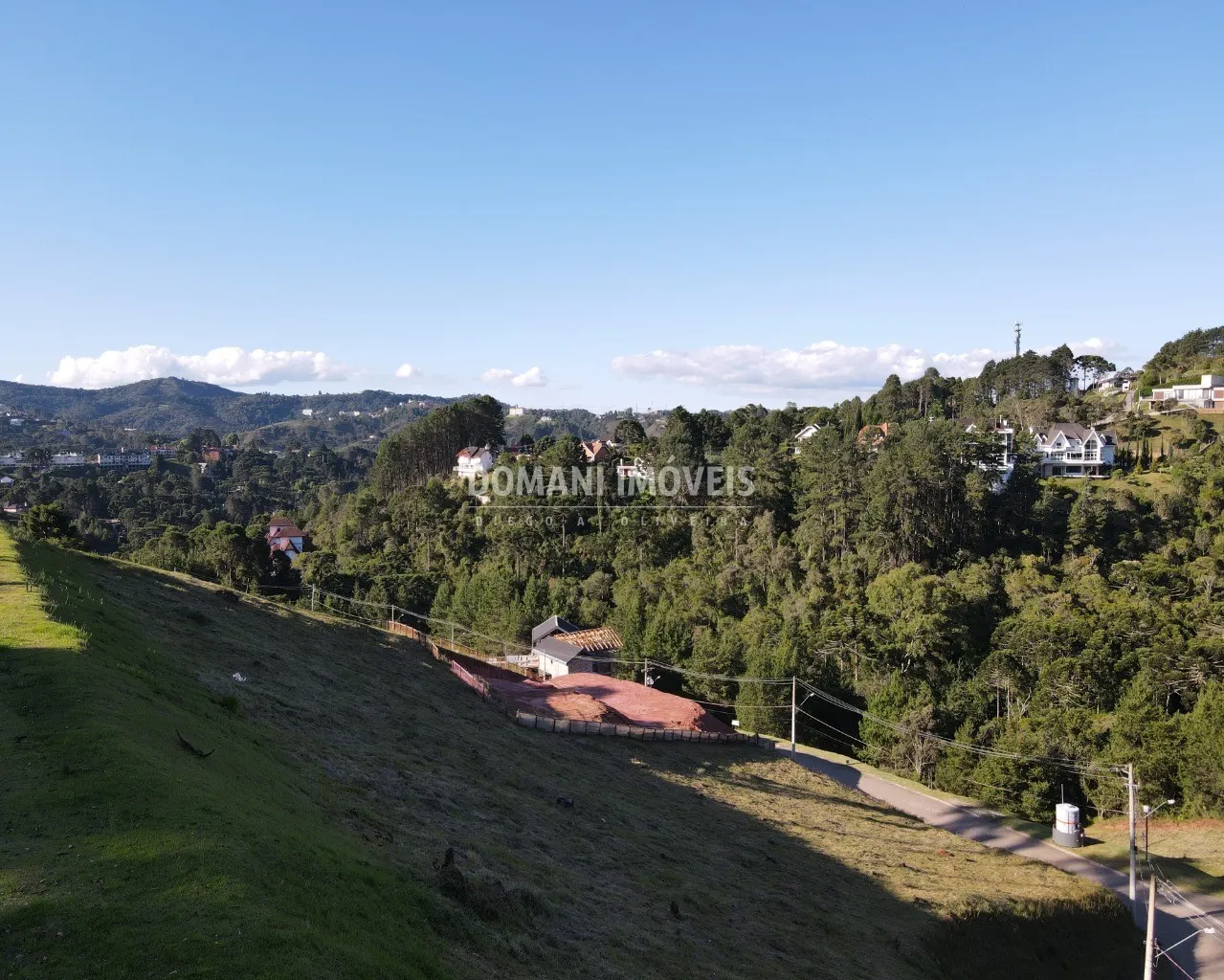 Plot for sale of 1,110 m² in Campos do Jordão, SP, Brazil