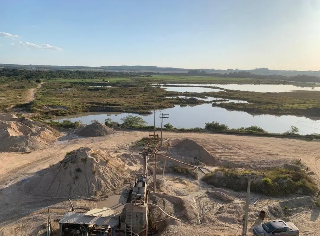 Fazenda à venda de 223 ha em Campina do Monte Alegre, SP, Brasil