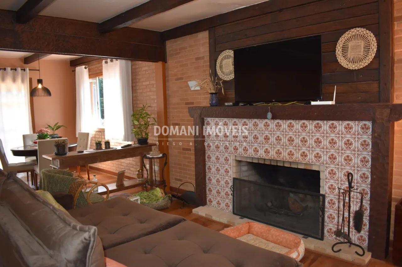House for sale of 1,610 m² in Campos do Jordão, SP, Brazil