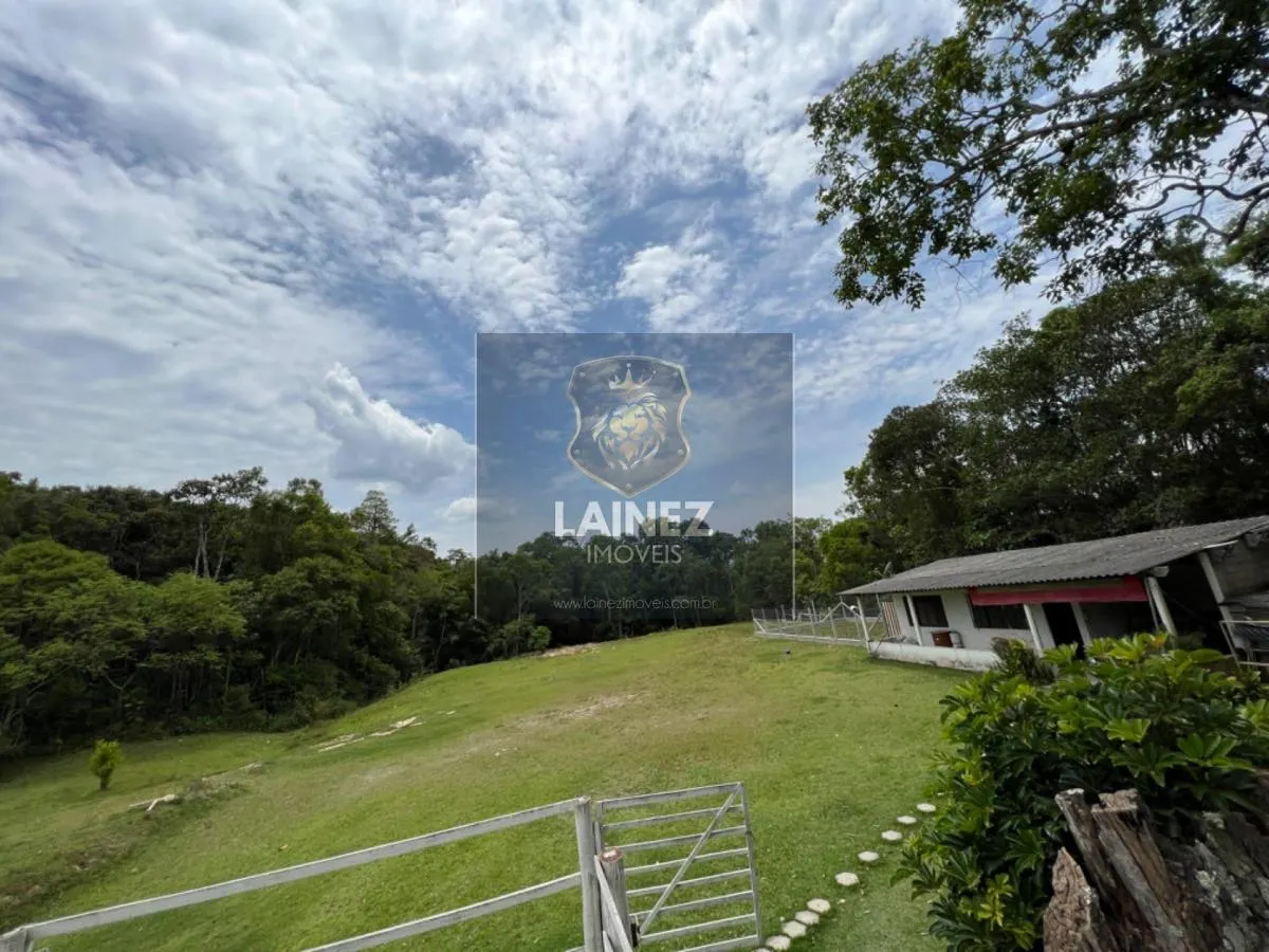 Sítio à venda de 4 ha em Juquitiba, SP, Brasil