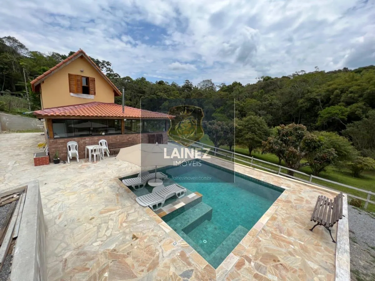 Sítio à venda de 4 ha em Juquitiba, SP, Brasil