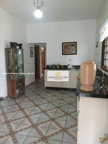 Chácara à venda de 6.000 m² em Virgínia, MG, Brasil
