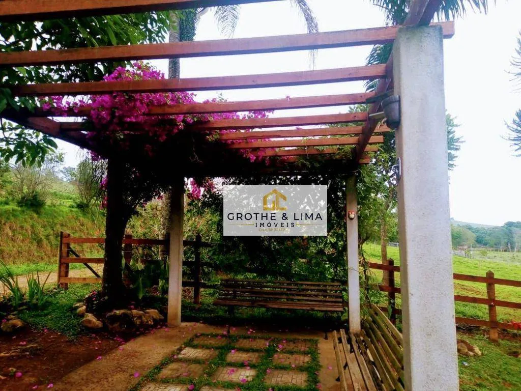Chácara à venda de 6.000 m² em Virgínia, MG, Brasil