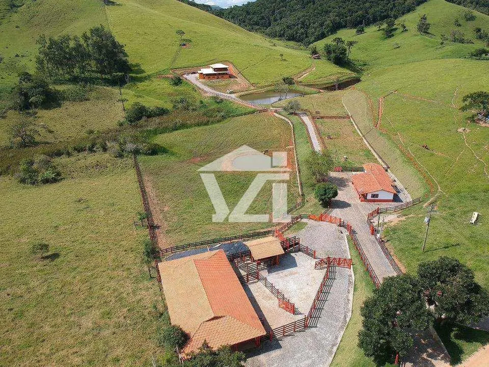 Sítio à venda de 14 ha em Paraibuna, SP, Brasil