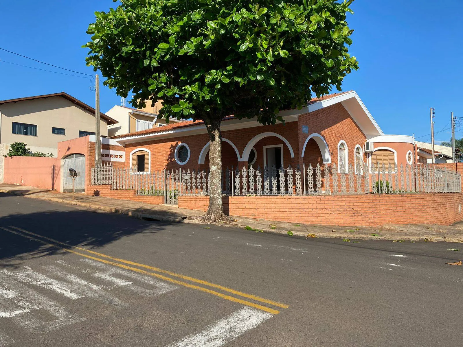 Casa à venda de 296 m² em Piraju, SP, Brasil