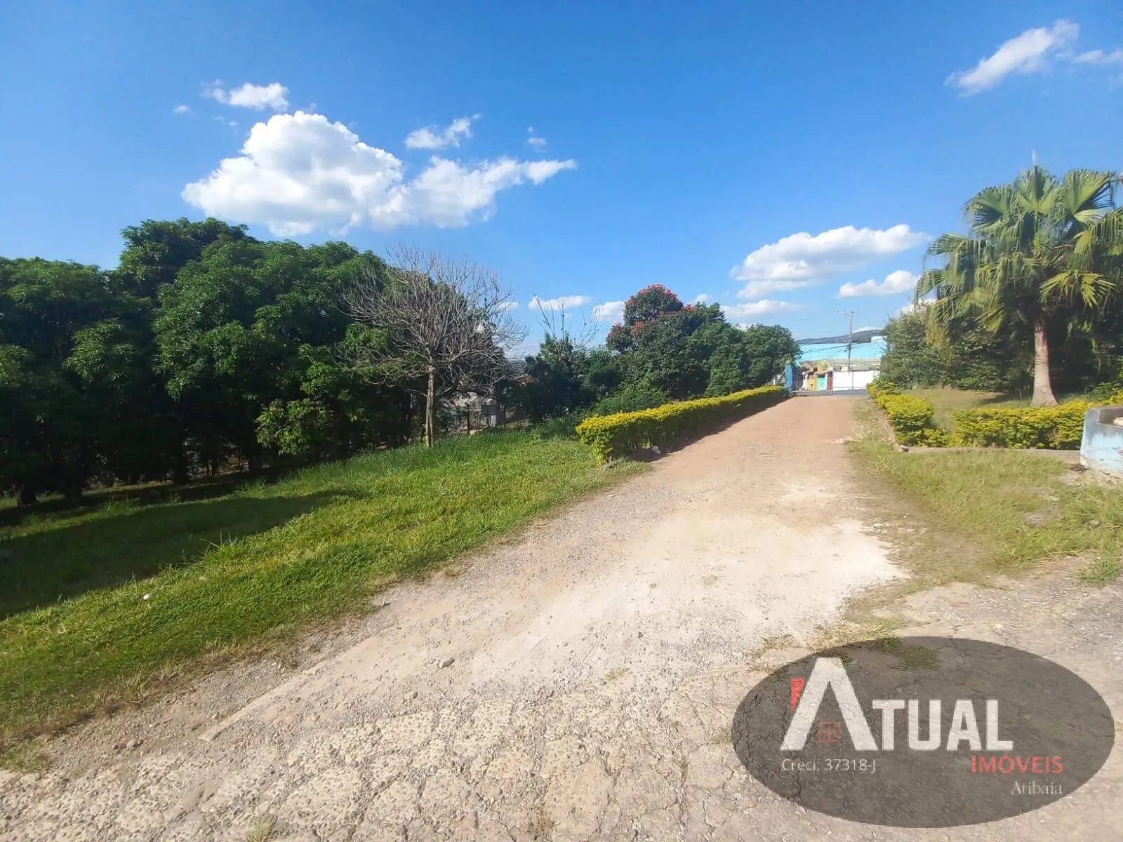 Comercial  de 1 ha em Atibaia, SP, Brasil