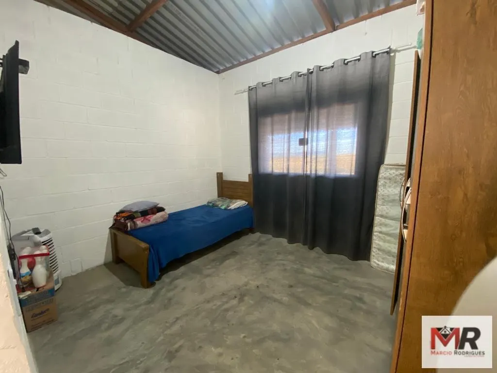 Sítio à venda e para Arrendar de 6 ha em Careaçu, MG, Brasil