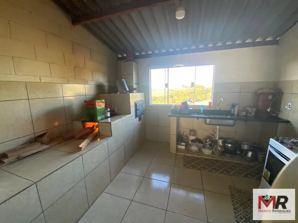 Sítio à venda e para Arrendar de 6 ha em Careaçu, MG, Brasil