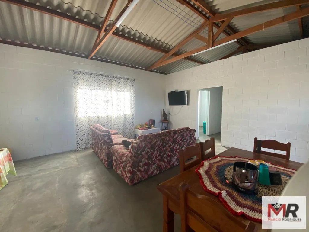 Sítio à venda e para Arrendar de 6 ha em Careaçu, MG, Brasil