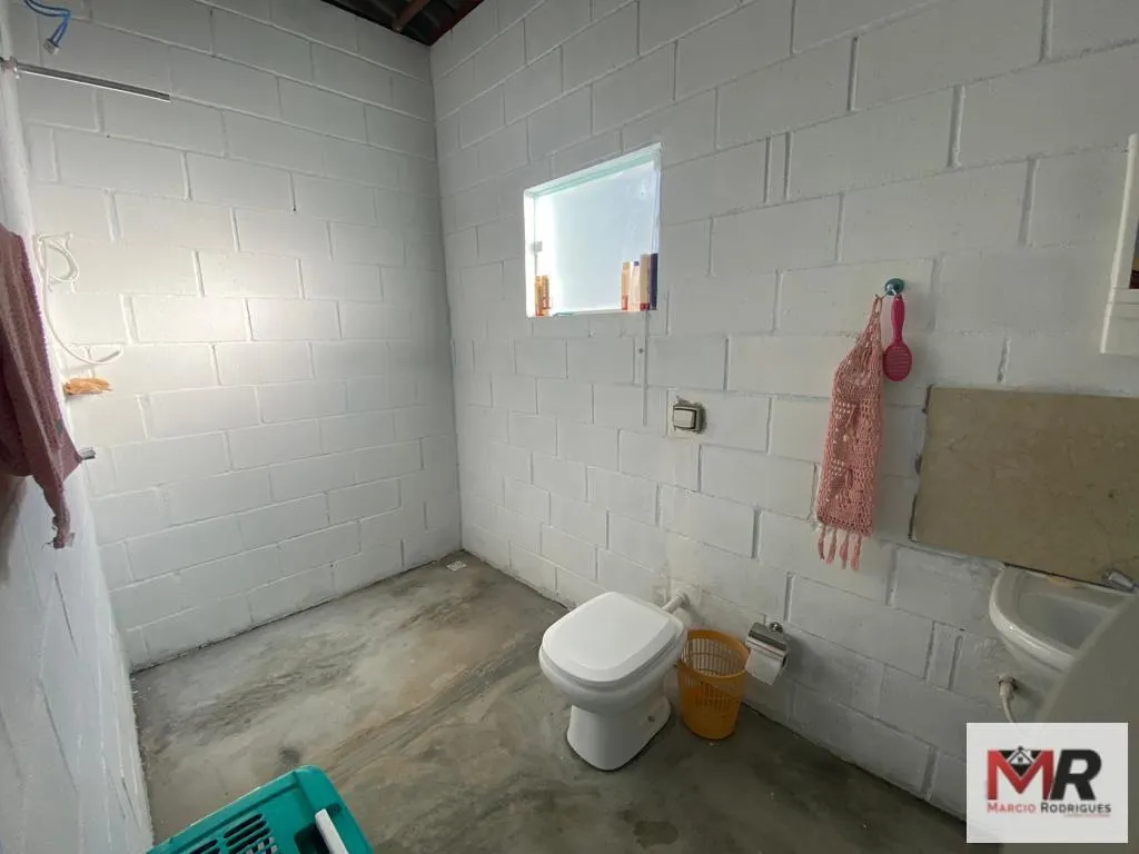 Sítio à venda e para Arrendar de 6 ha em Careaçu, MG, Brasil