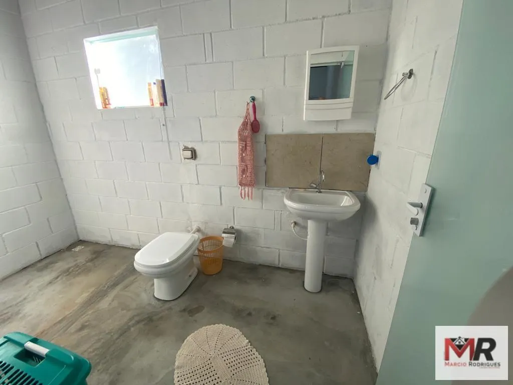 Sítio à venda e para Arrendar de 6 ha em Careaçu, MG, Brasil