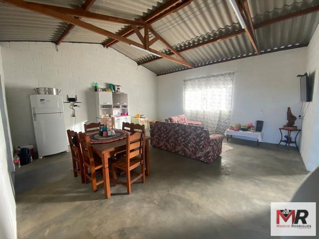 Sítio à venda e para Arrendar de 6 ha em Careaçu, MG, Brasil