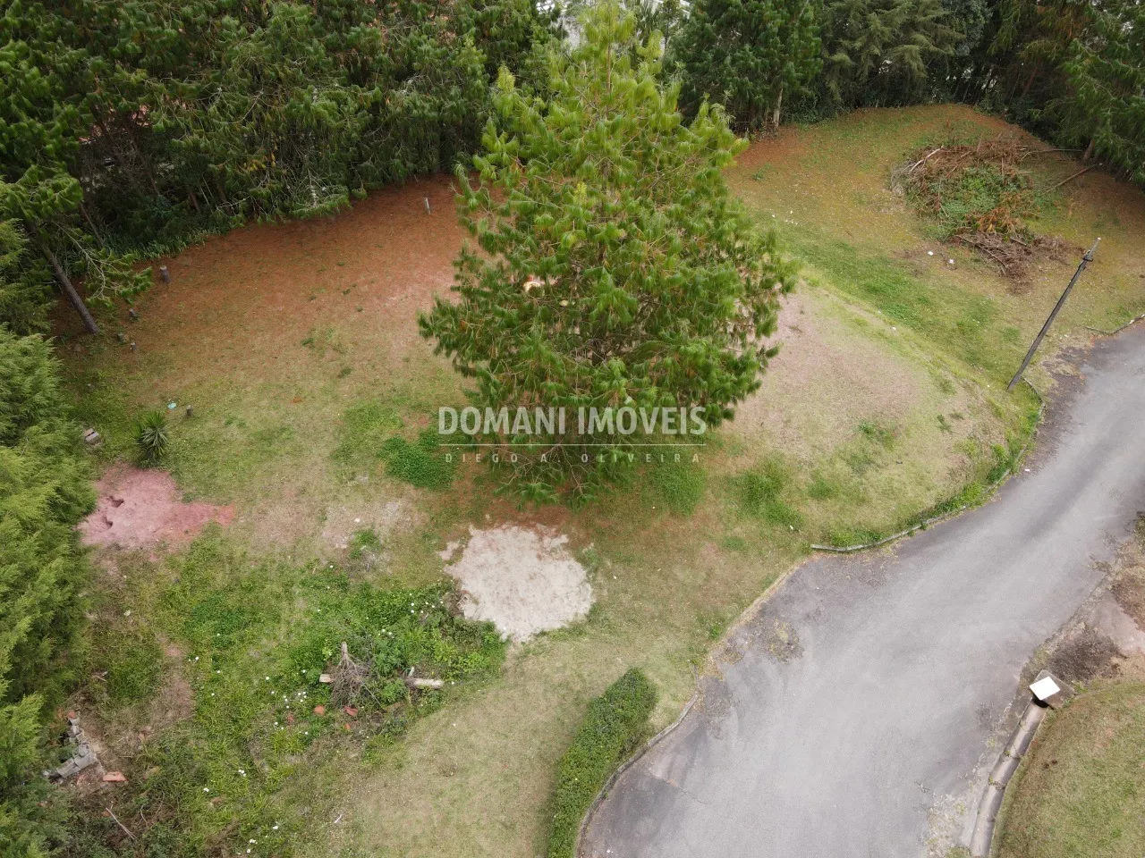 Plot for sale of 2,580 m² in Campos do Jordão, SP, Brazil