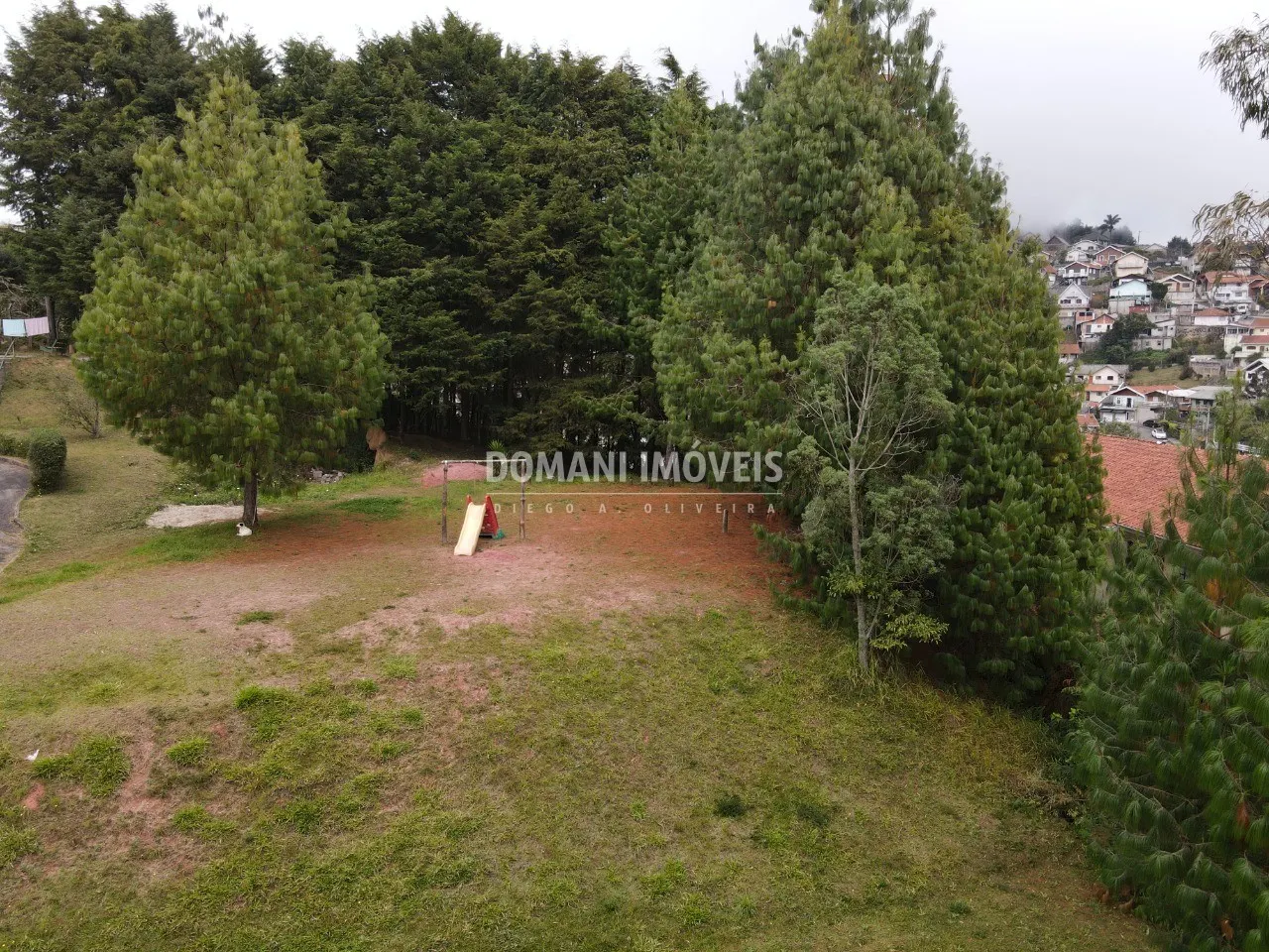 Plot for sale of 2,580 m² in Campos do Jordão, SP, Brazil