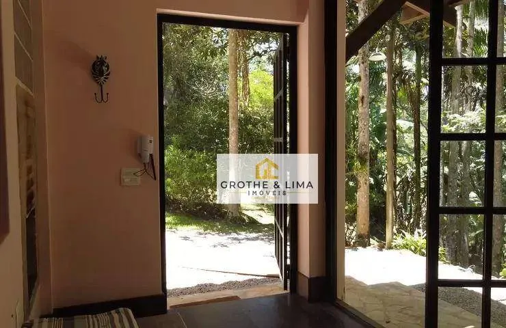 Country home for sale of 3,000 m² in São José dos Campos, SP, Brazil