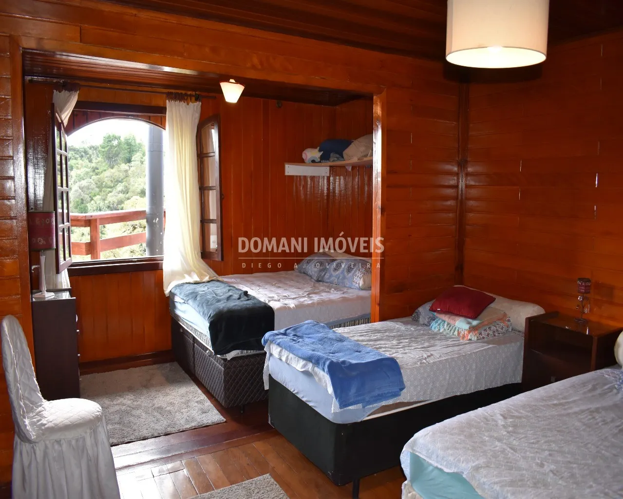 Casa à venda de 1.220 m² em Campos do Jordão, SP, Brasil