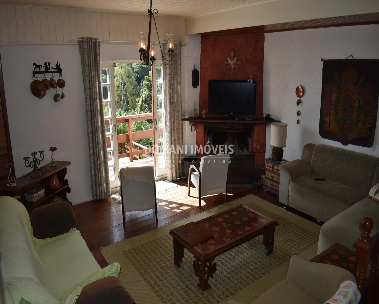 Casa à venda de 1.220 m² em Campos do Jordão, SP, Brasil