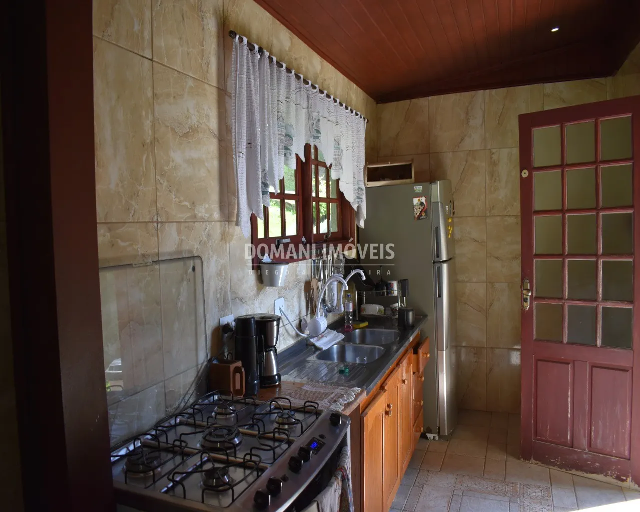 Casa à venda de 1.220 m² em Campos do Jordão, SP, Brasil