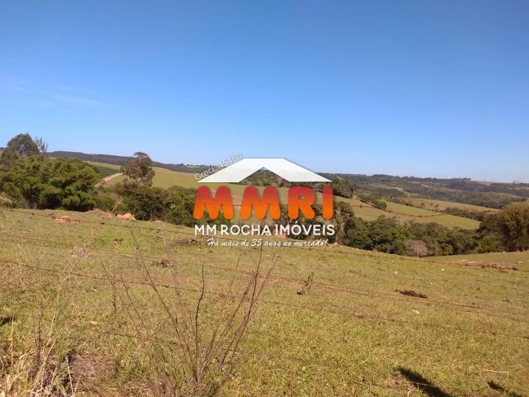 Fazenda à venda de 162 ha em Araçoiaba da Serra, SP, Brasil