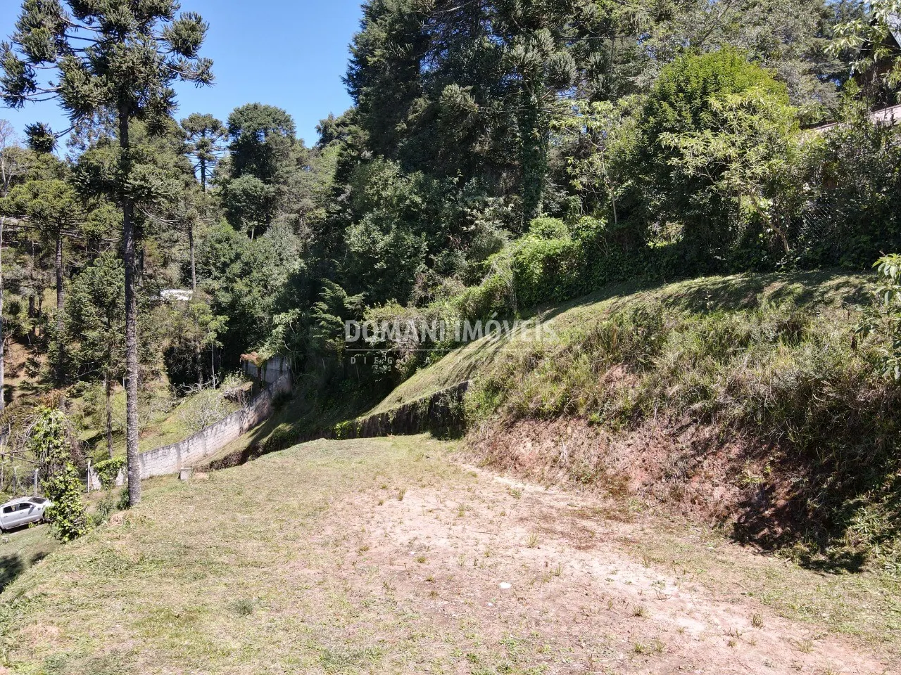 Terreno à venda de 1.750 m² em Campos do Jordão, SP, Brasil