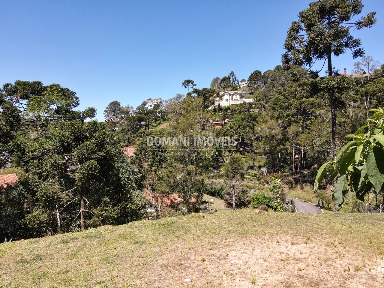 Terreno à venda de 1.750 m² em Campos do Jordão, SP, Brasil