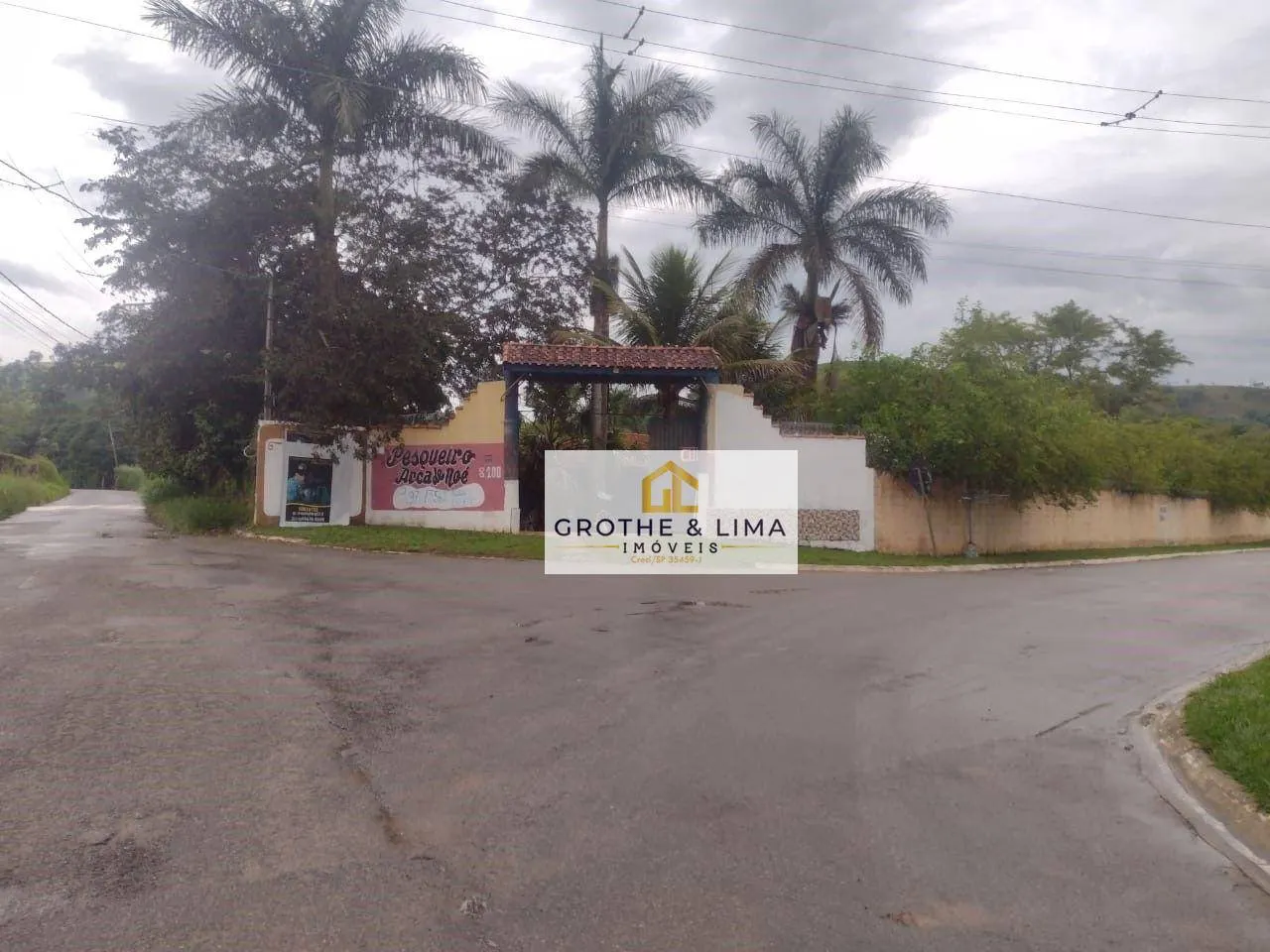 Chácara à venda de 9.400 m² em Taubaté, SP, Brasil