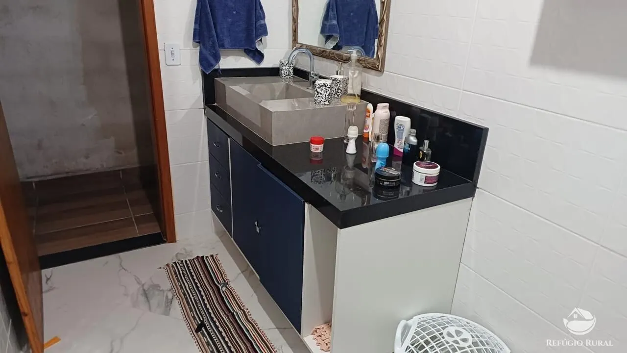 Chácara à venda de 1 ha em São José dos Campos, SP, Brasil