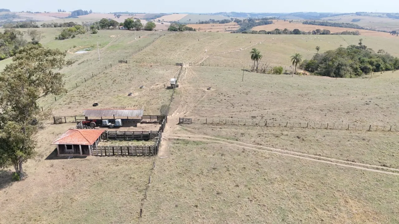 Fazenda à venda de 25 ha em São Miguel Arcanjo, SP, Brasil