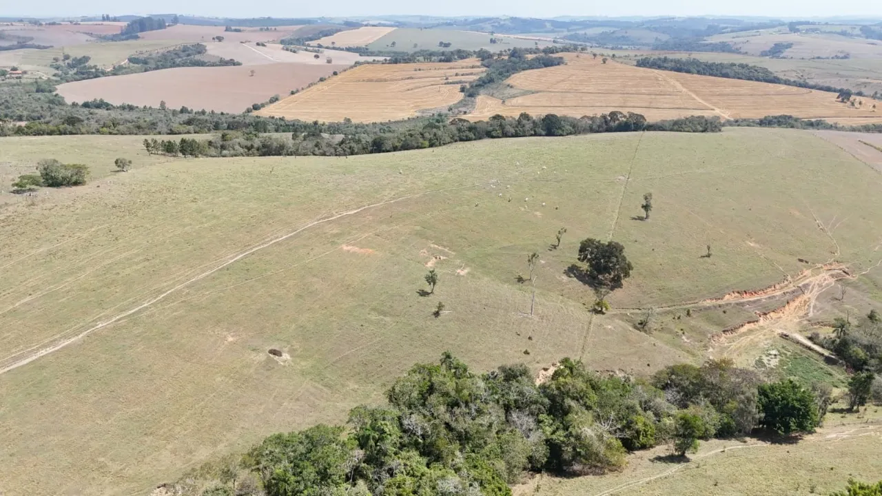 Fazenda à venda de 25 ha em São Miguel Arcanjo, SP, Brasil