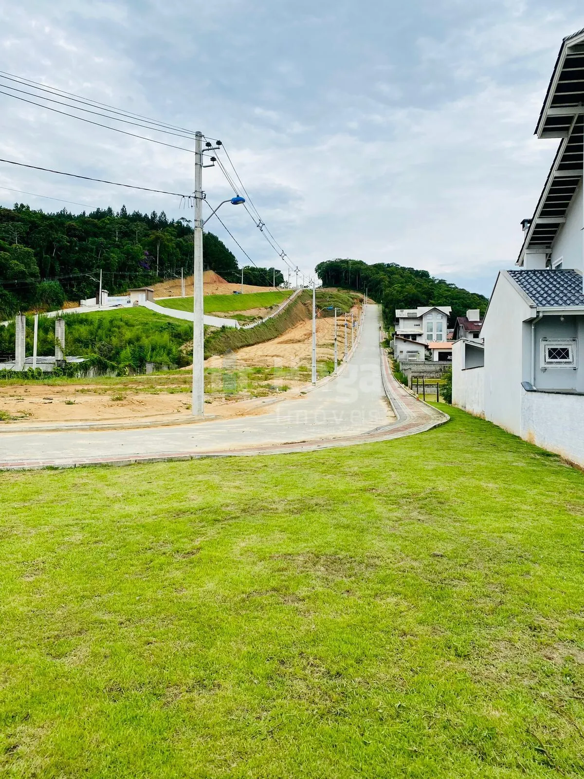 Terreno à venda de 391 m² em Guabiruba, SC, Brasil