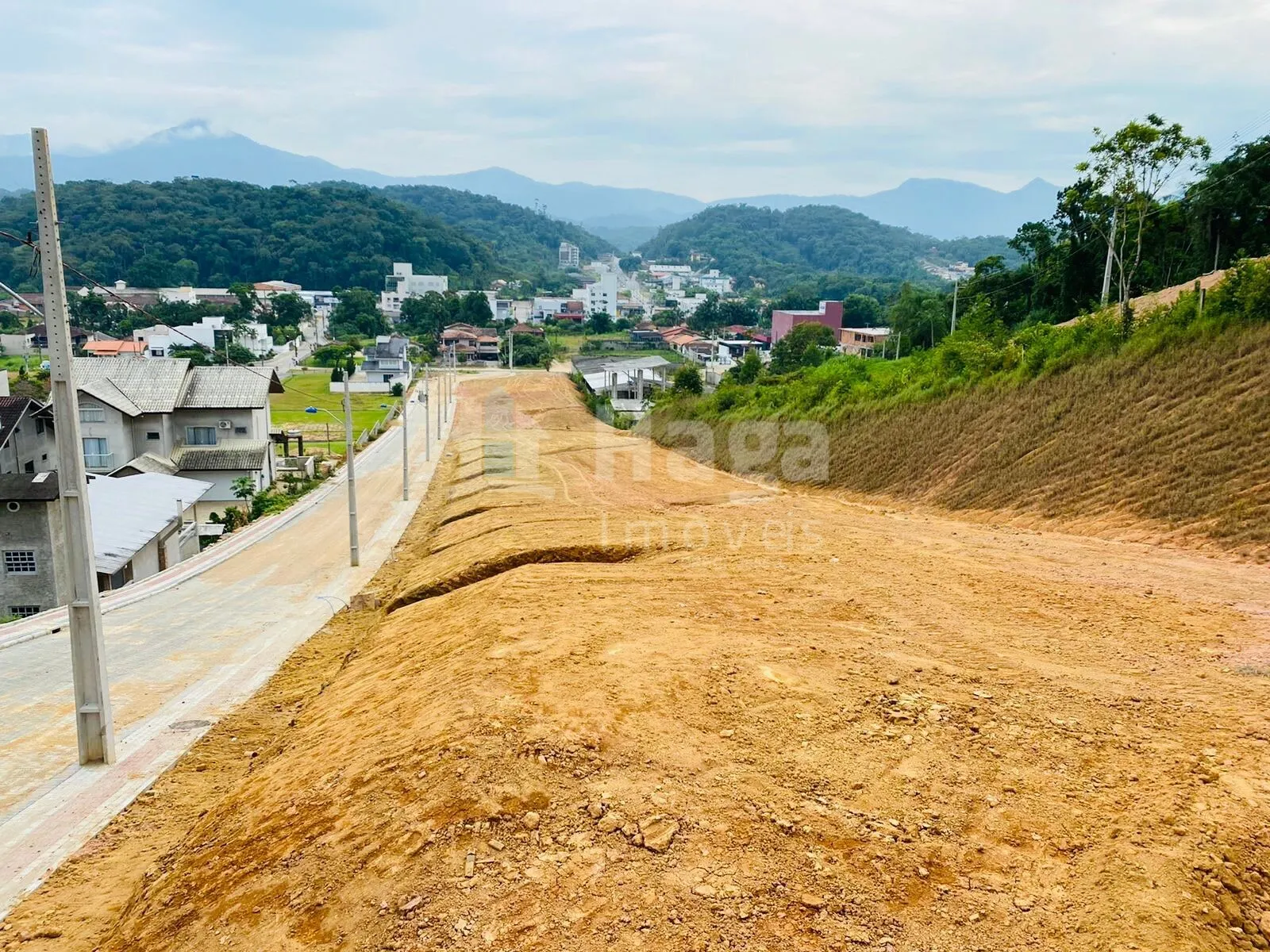 Terreno à venda de 391 m² em Guabiruba, SC, Brasil