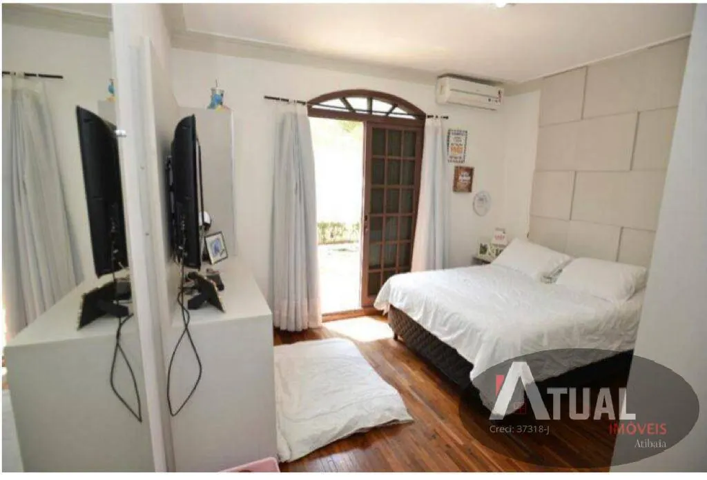 House for sale of 1 acres in Mairiporã, SP, Brazil