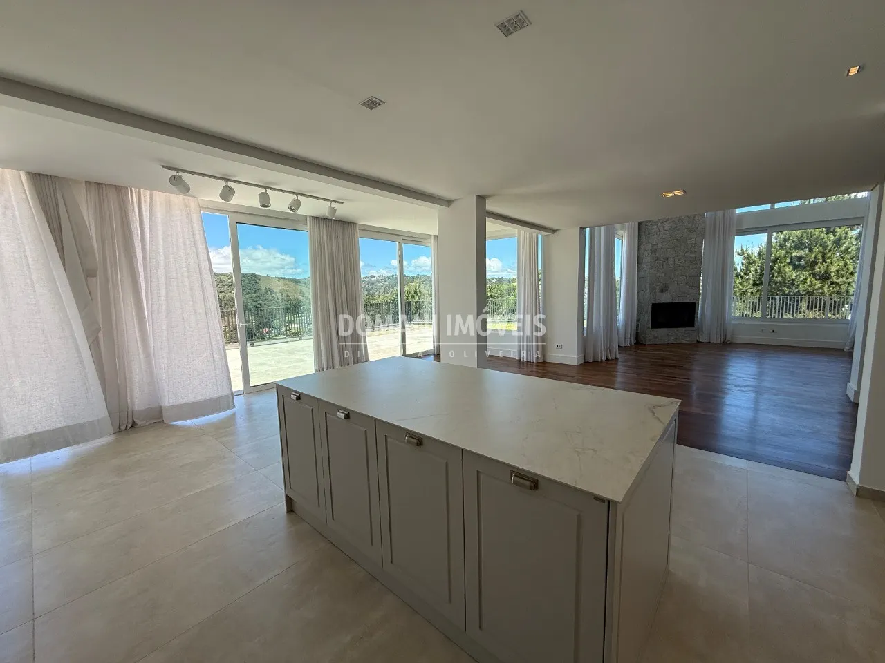 House for sale of 1,900 m² in Campos do Jordão, SP, Brazil