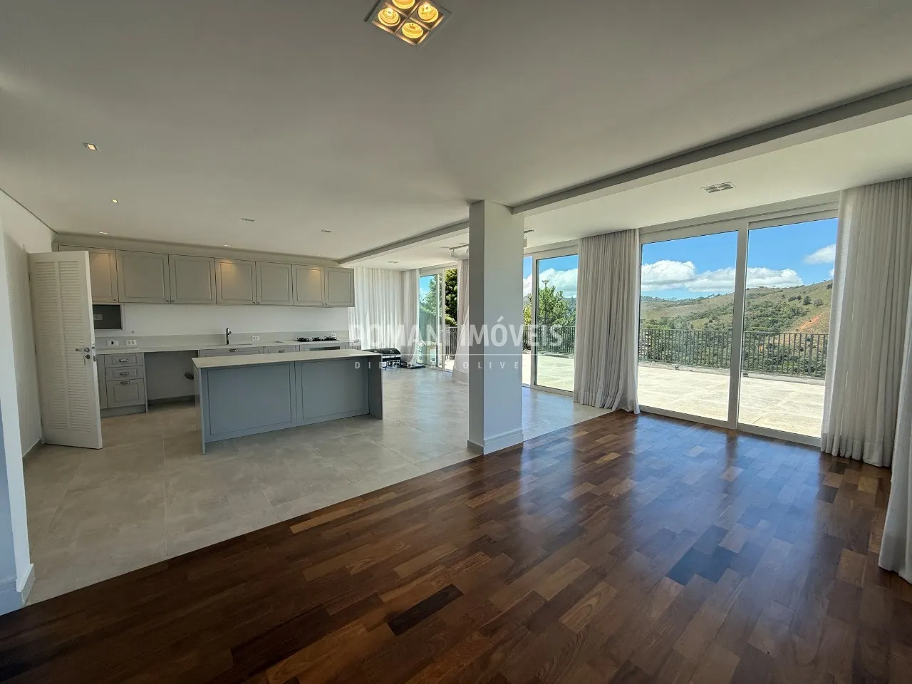 House for sale of 1,900 m² in Campos do Jordão, SP, Brazil