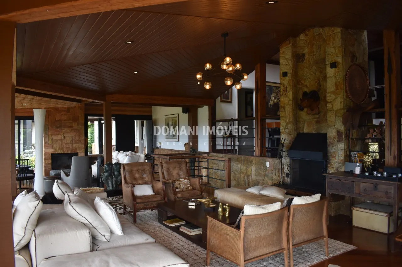 Casa à venda de 9.400 m² em Campos do Jordão, SP, Brasil