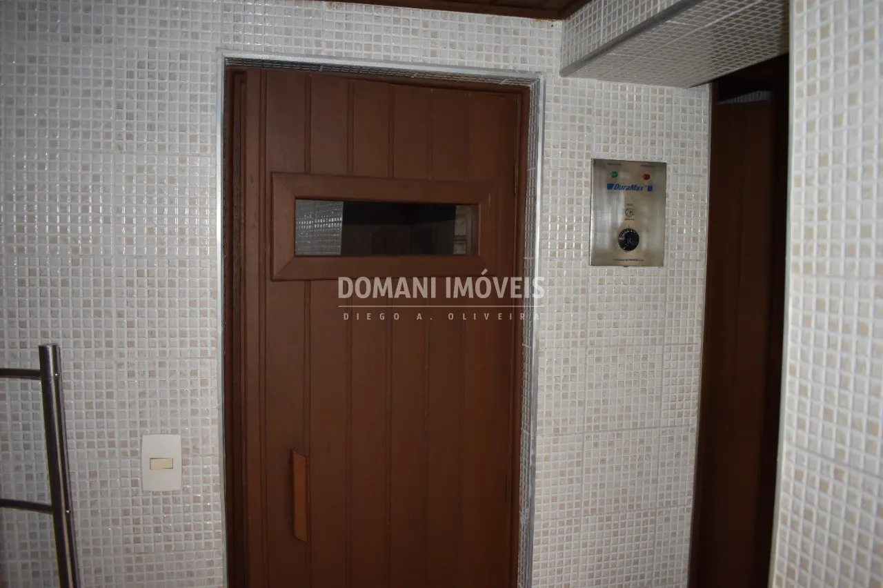 Casa à venda de 9.400 m² em Campos do Jordão, SP, Brasil