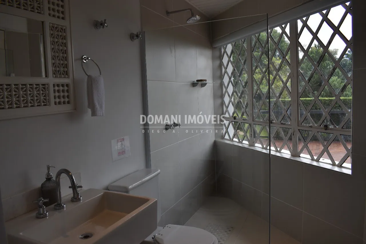 Casa à venda de 9.400 m² em Campos do Jordão, SP, Brasil