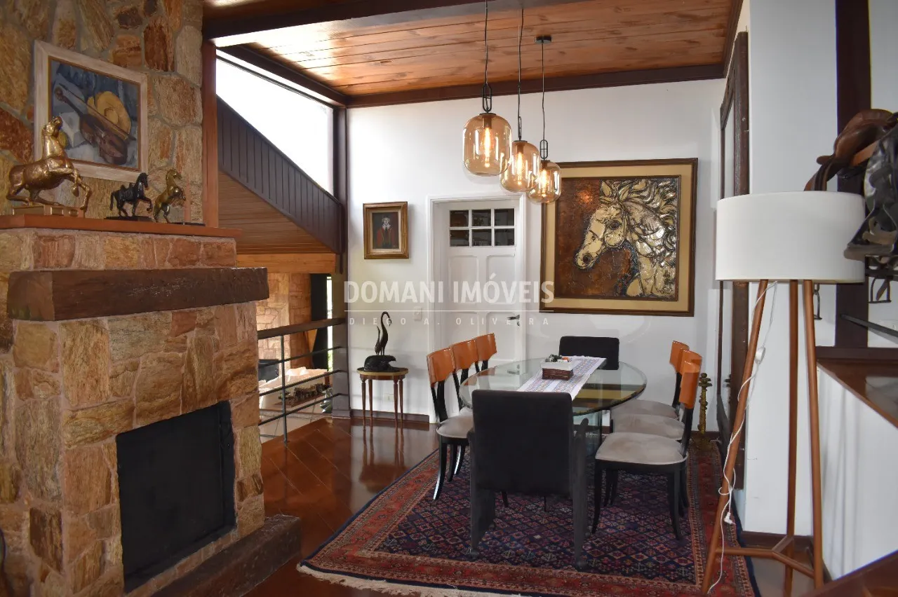 Casa à venda de 9.400 m² em Campos do Jordão, SP, Brasil