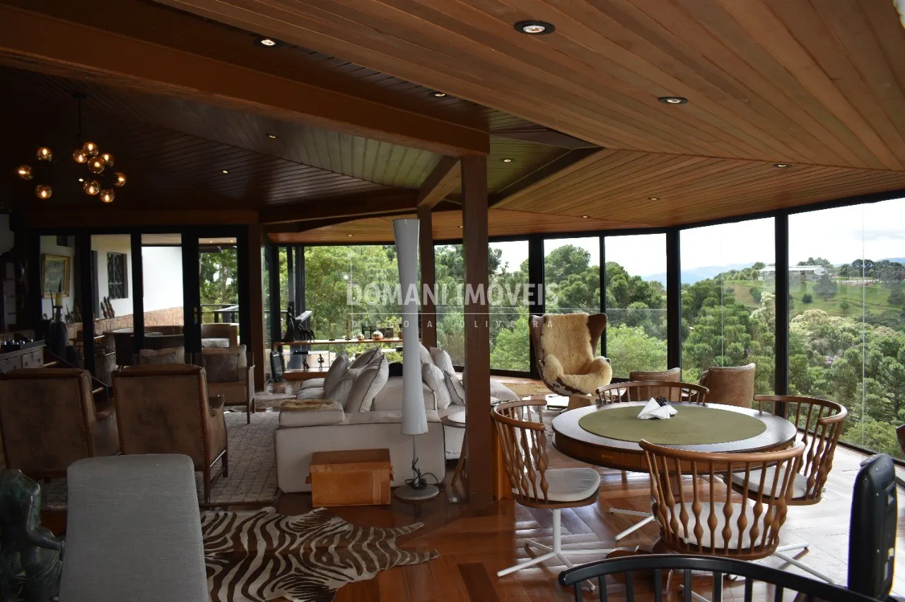 Casa à venda de 9.400 m² em Campos do Jordão, SP, Brasil